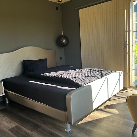 Landcafe Mit Mini Hotel Burgdorf Bagian luar foto