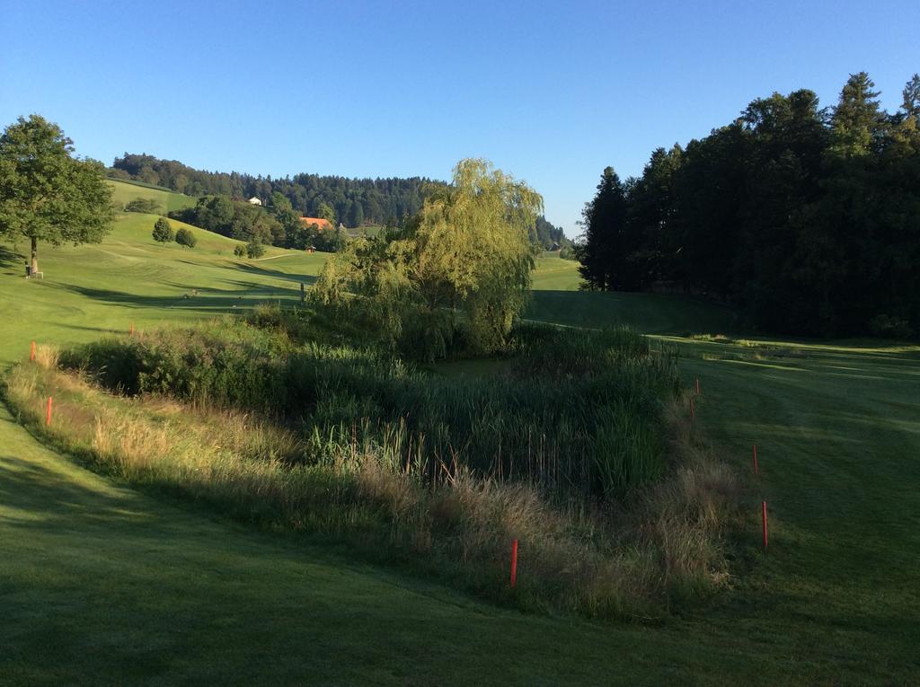 Landcafe Mit Mini Hotel Burgdorf Bagian luar foto