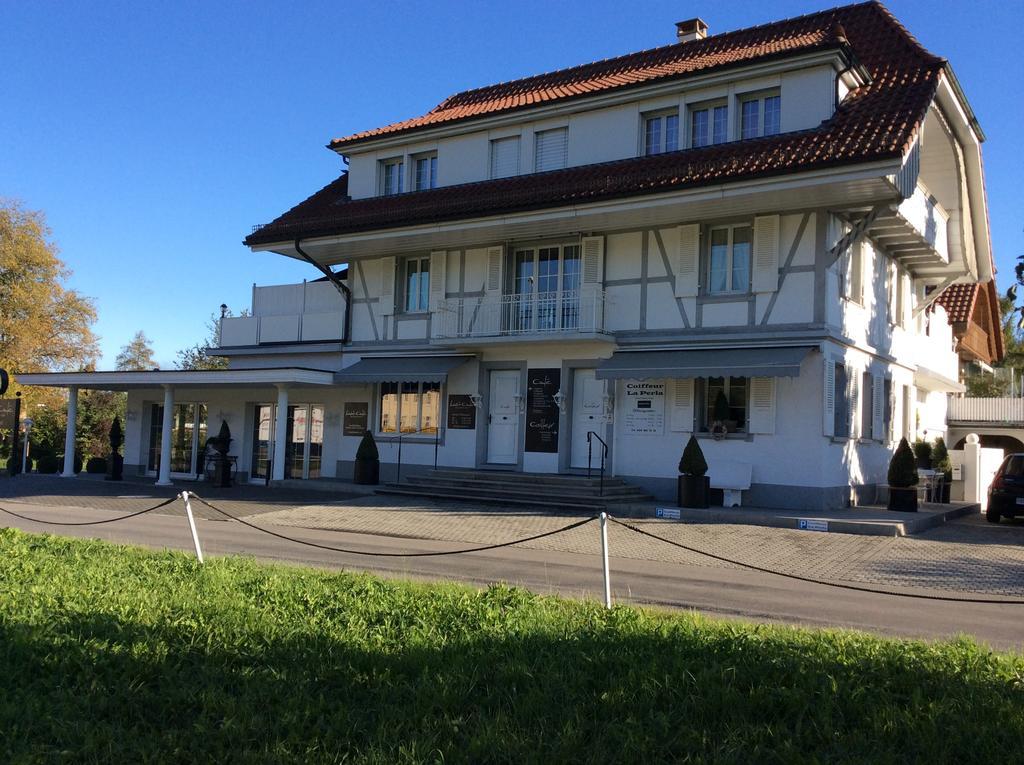 Landcafe Mit Mini Hotel Burgdorf Bagian luar foto