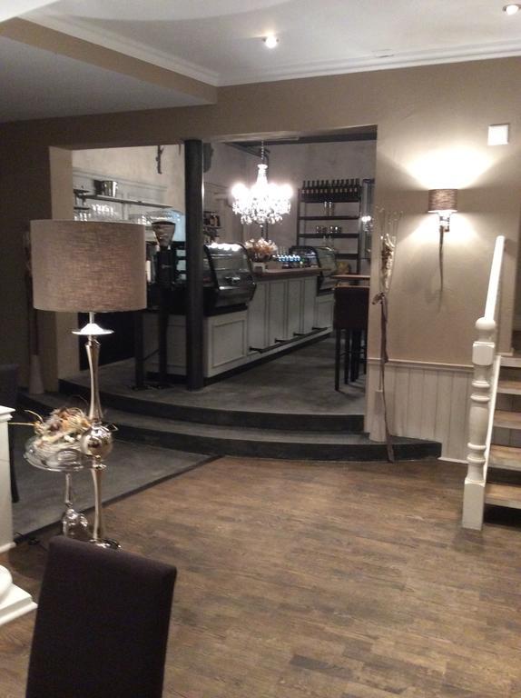 Landcafe Mit Mini Hotel Burgdorf Bagian luar foto